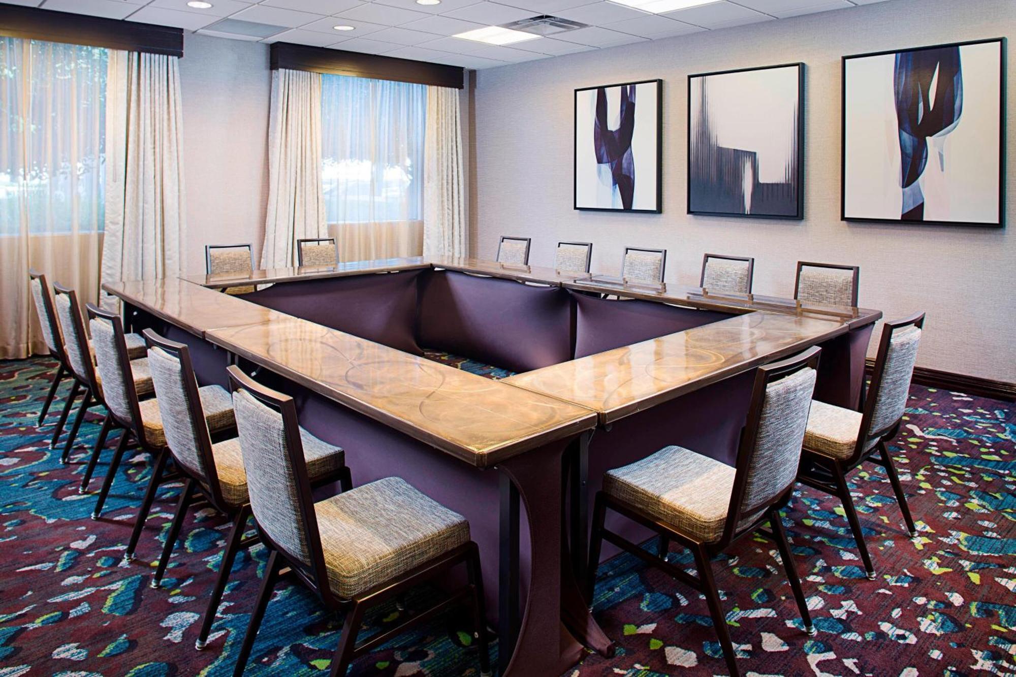 Dallas Marriott Suites Medical/Market Center Eksteriør billede