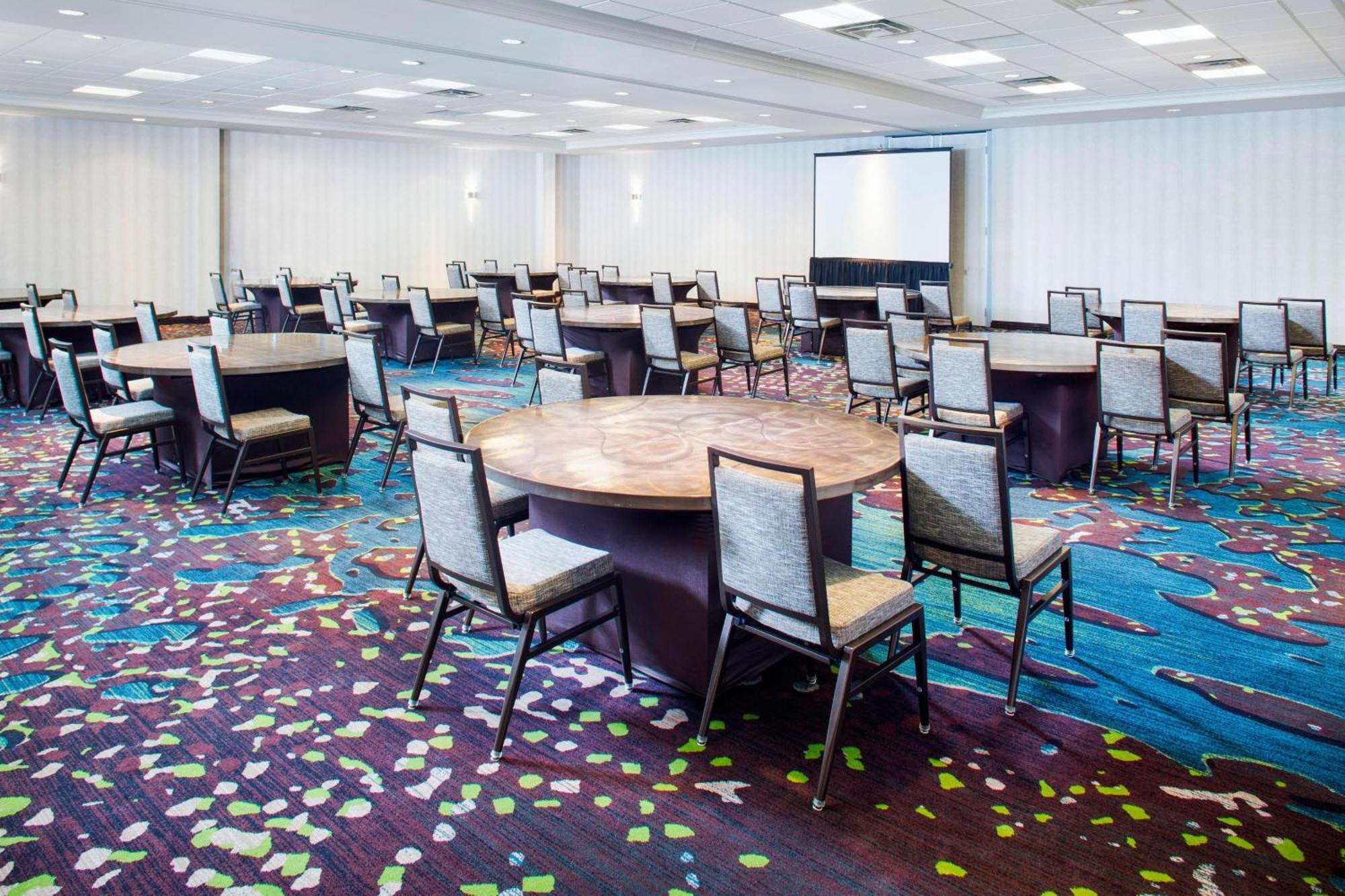 Dallas Marriott Suites Medical/Market Center Eksteriør billede