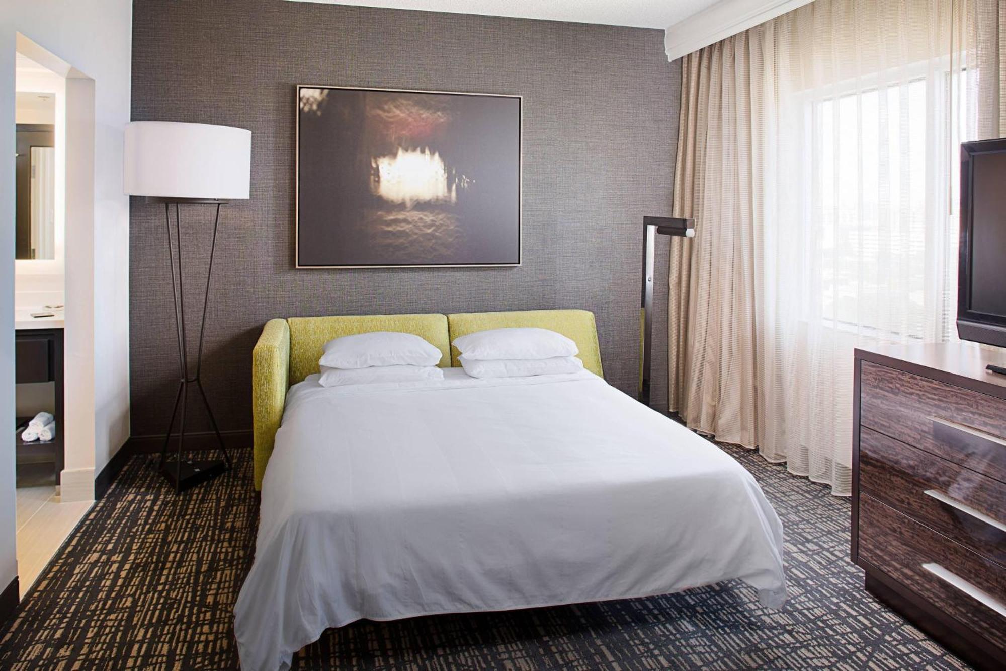 Dallas Marriott Suites Medical/Market Center Eksteriør billede